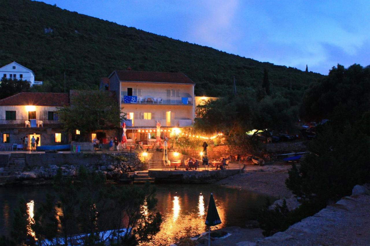Apartments By The Sea Cove Zarace - Gdinj, Hvar - 2047 エクステリア 写真