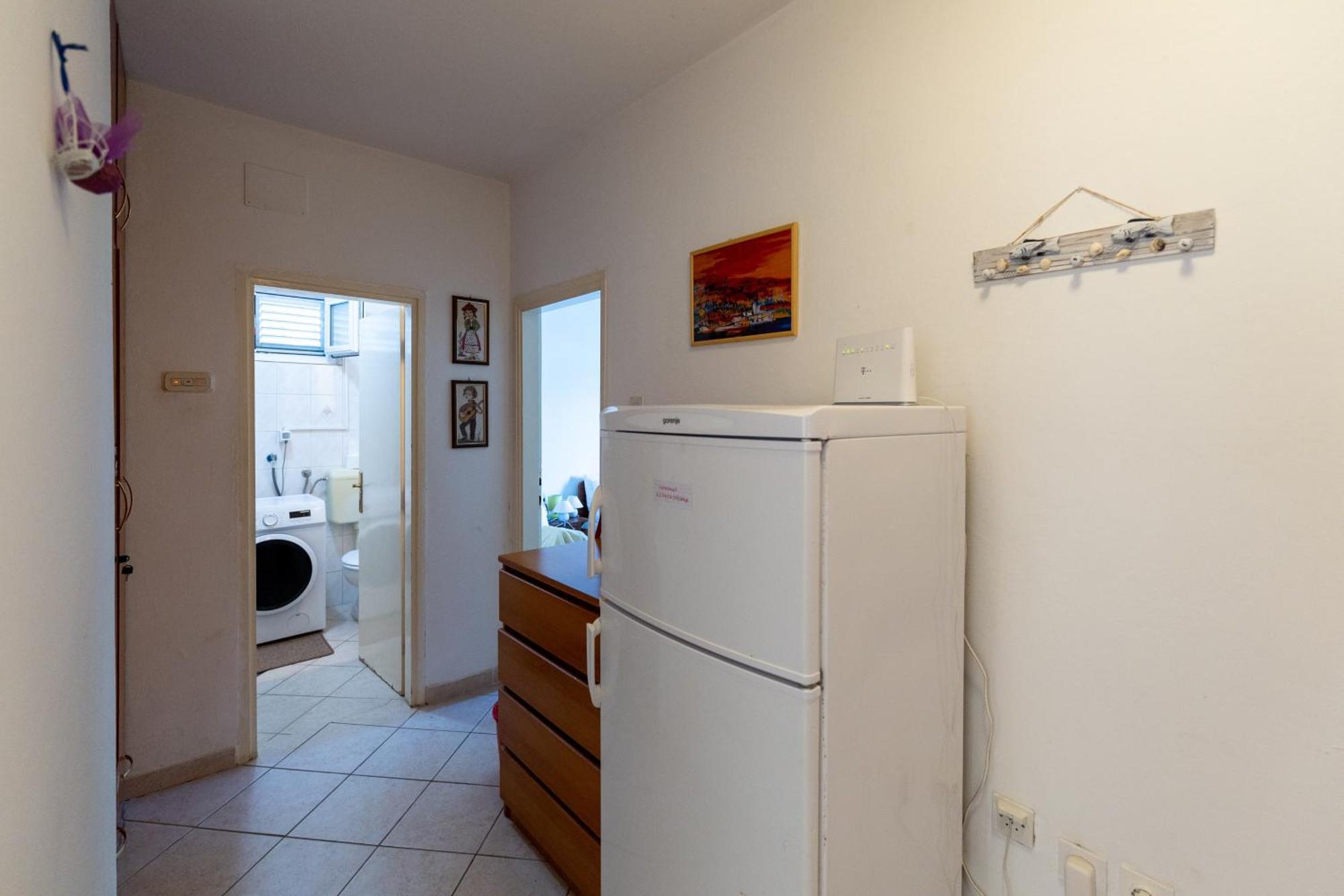 Apartments By The Sea Cove Zarace - Gdinj, Hvar - 2047 エクステリア 写真