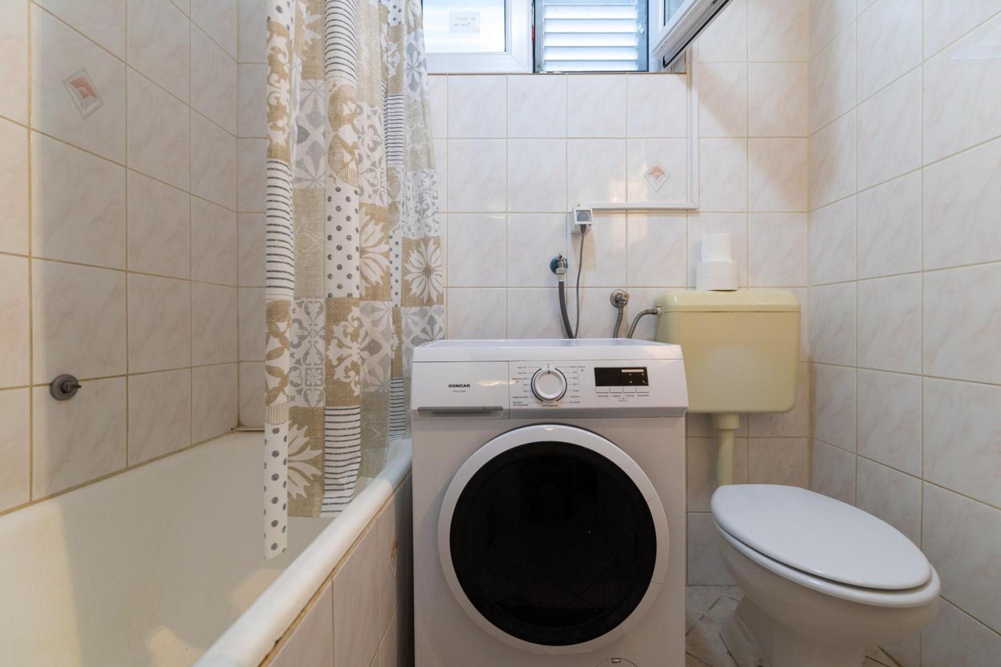 Apartments By The Sea Cove Zarace - Gdinj, Hvar - 2047 部屋 写真